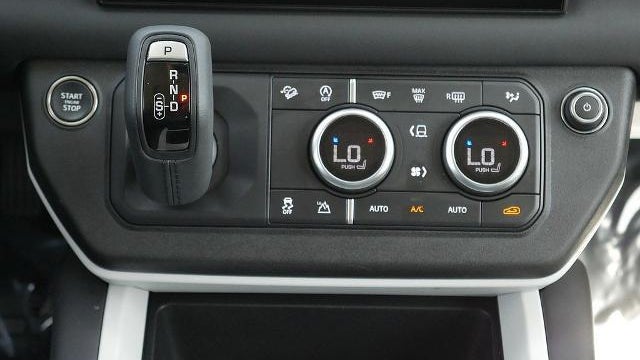 2025 Land Rover Defender 110 P300 S