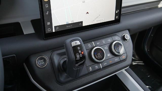 2025 Land Rover Defender 110 P300 S