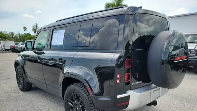 2020 Land Rover Defender 110 S