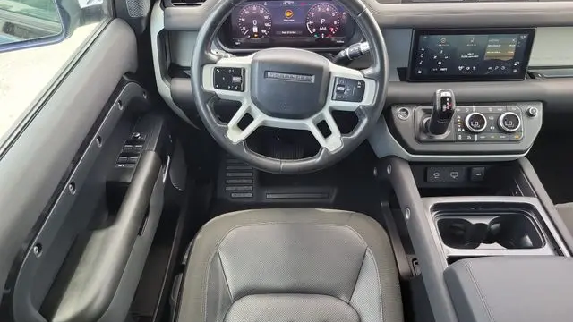 2020 Land Rover Defender 110 S