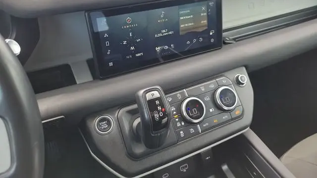 2020 Land Rover Defender 110 S