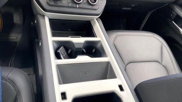 2025 Land Rover Defender 110 P300 S