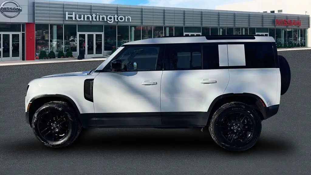 2025 Land Rover Defender 110 P300 S