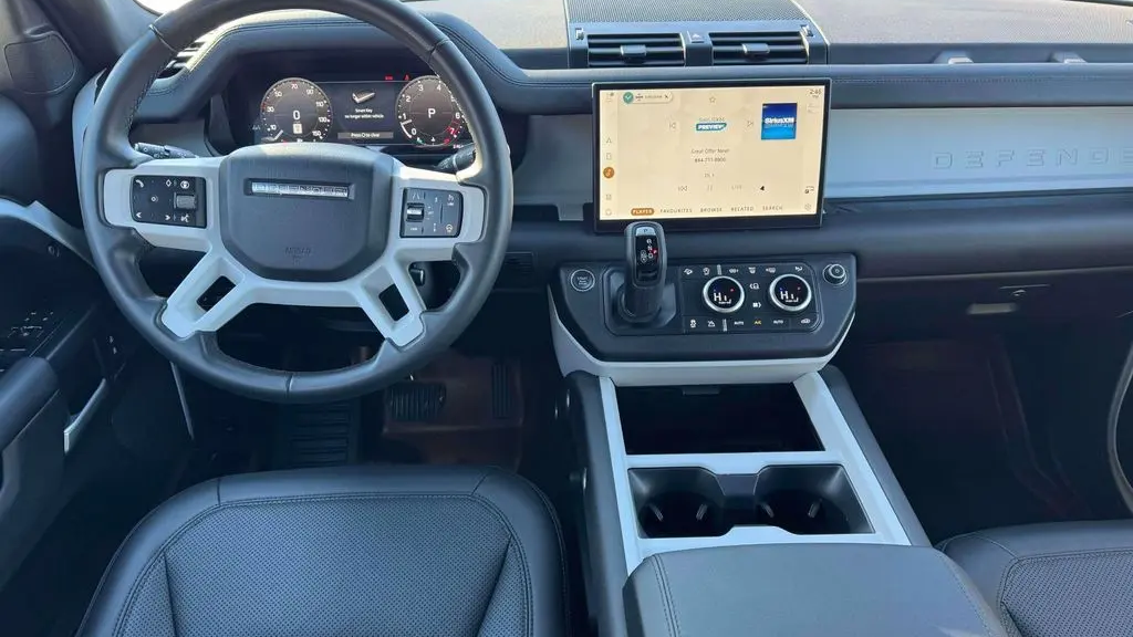 2025 Land Rover Defender 110 P300 S