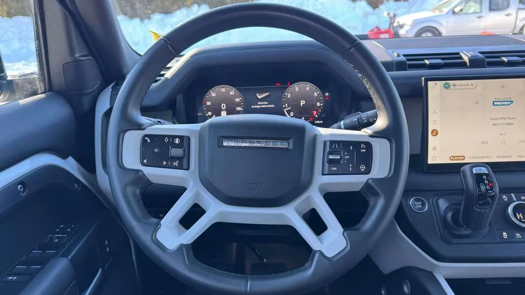 2025 Land Rover Defender 110 P300 S