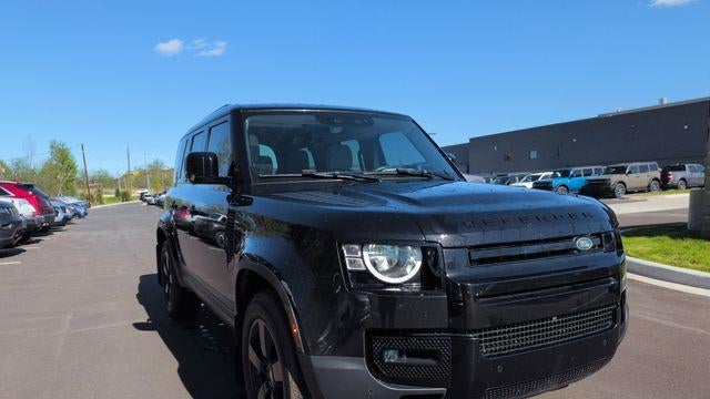 2022 Land Rover Defender 110 S