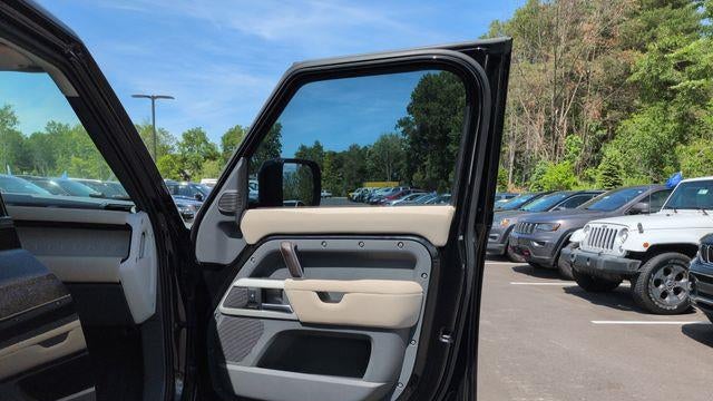 2022 Land Rover Defender 110 S