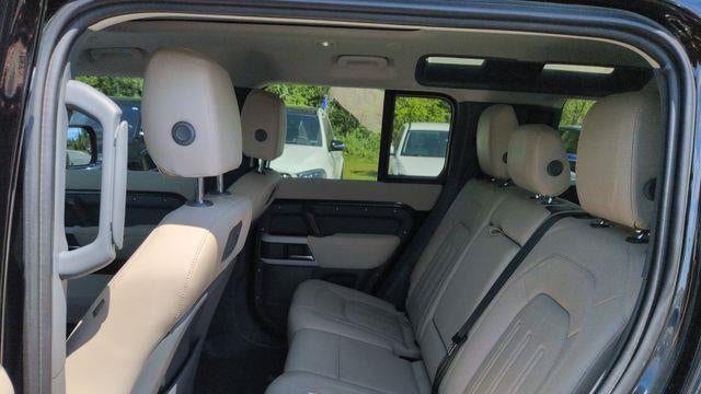 2022 Land Rover Defender 110 S