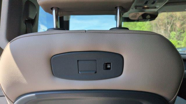 2022 Land Rover Defender 110 S
