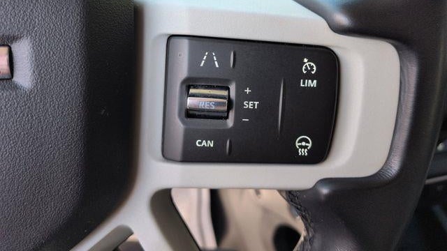 2022 Land Rover Defender 110 S