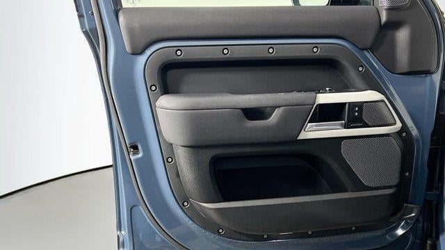 2022 Land Rover Defender 110 S