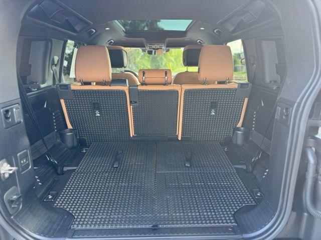 2023 Land Rover Defender - $39,997