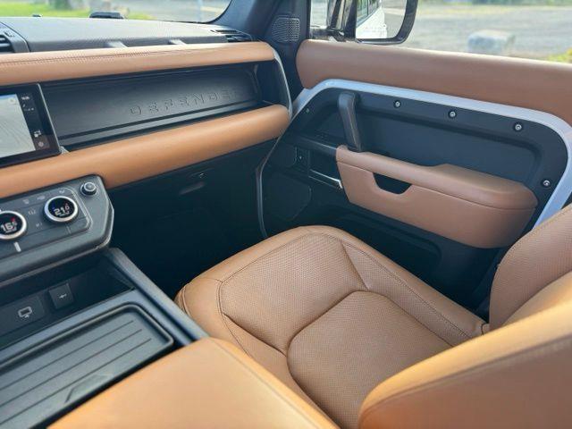 2023 Land Rover Defender - $39,997