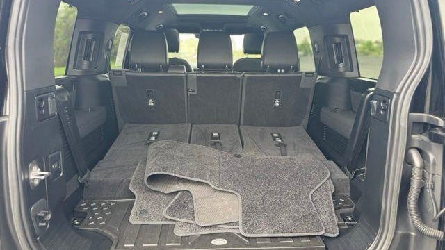 2023 Land Rover Defender 130 S