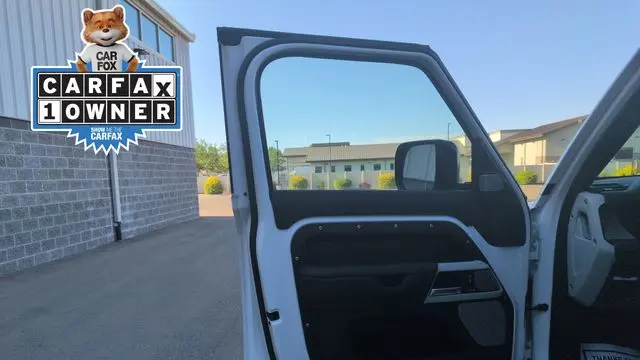 2024 Land Rover Defender 130 P400 S