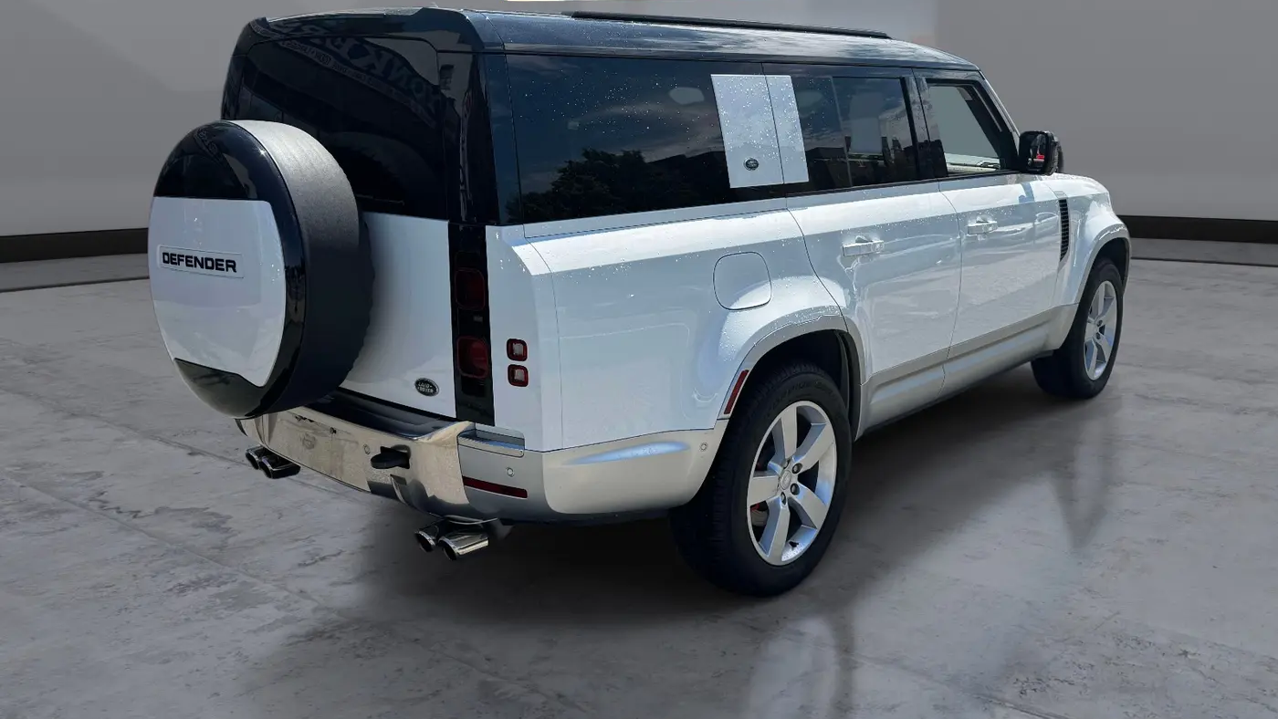 2023 Land Rover Defender 130 S