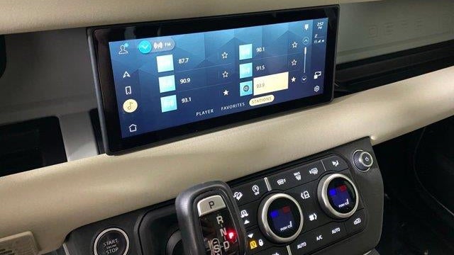 2020 Land Rover Defender 110 SE