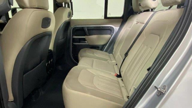 2020 Land Rover Defender 110 SE