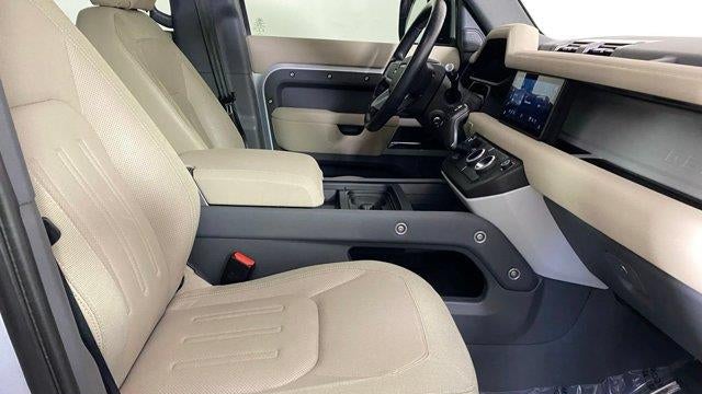 2020 Land Rover Defender 110 SE