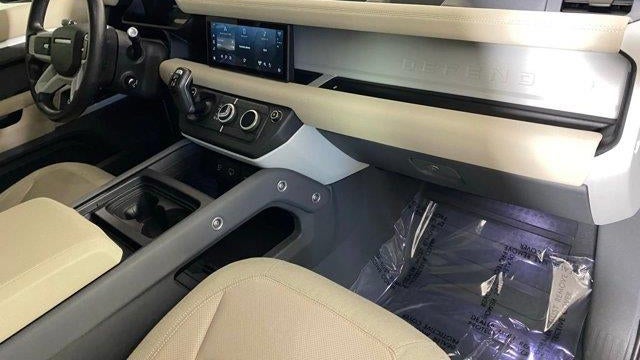 2020 Land Rover Defender 110 SE