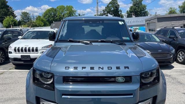 2020 Land Rover Defender 110 SE