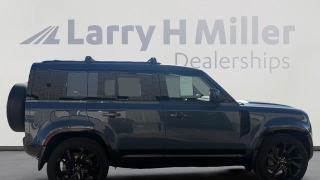 2020 Land Rover Defender 110 SE
