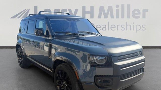 2020 Land Rover Defender 110 SE