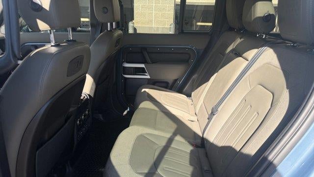 2020 Land Rover Defender 110 SE