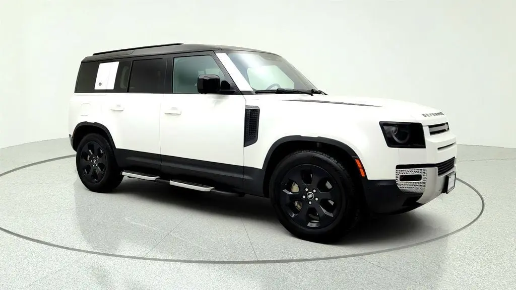 2020 Land Rover Defender 110 SE