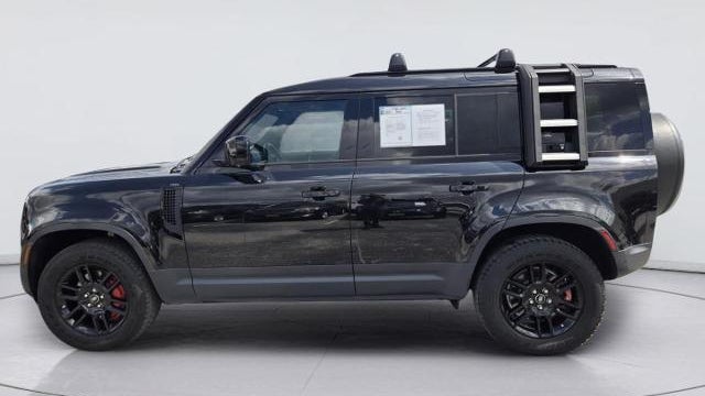 2020 Land Rover Defender 110 SE