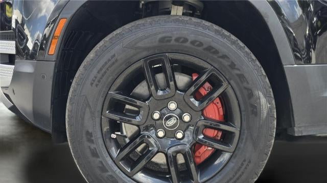 2020 Land Rover Defender 110 SE