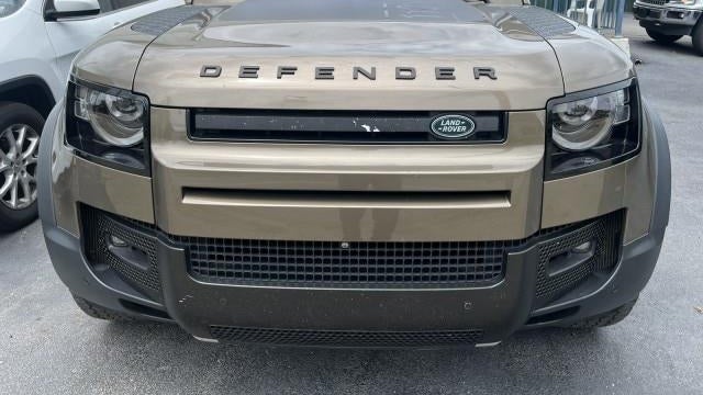 2020 Land Rover Defender 110 SE