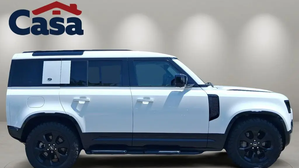 2020 Land Rover Defender 110 SE