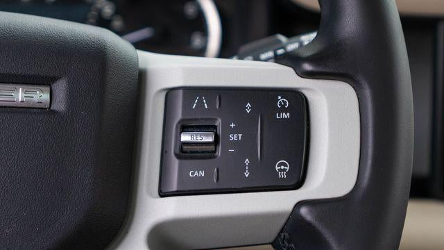 2023 Land Rover Defender 110 SE