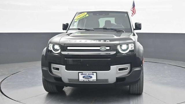 2023 Land Rover Defender 110 SE