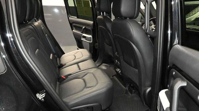 2023 Land Rover Defender 110 SE