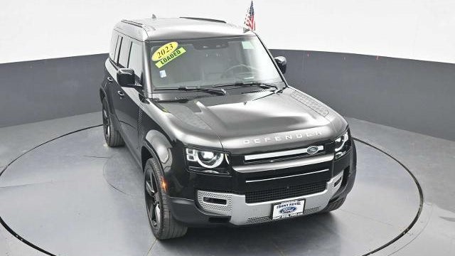 2023 Land Rover Defender 110 SE