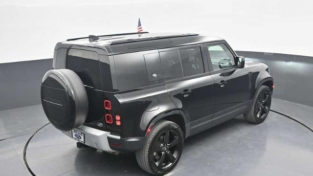 2023 Land Rover Defender 110 SE