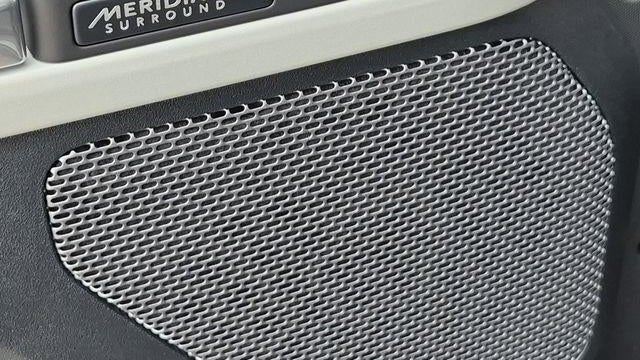 2024 Land Rover Defender 110 V8 P500 SE