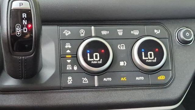 2024 Land Rover Defender 110 V8 P500 SE