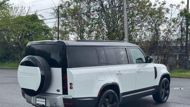 2023 Land Rover Defender 130 SE