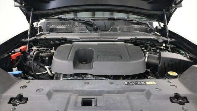 2023 Land Rover Defender 130 SE