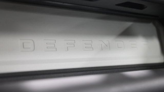 2023 Land Rover Defender 130 SE