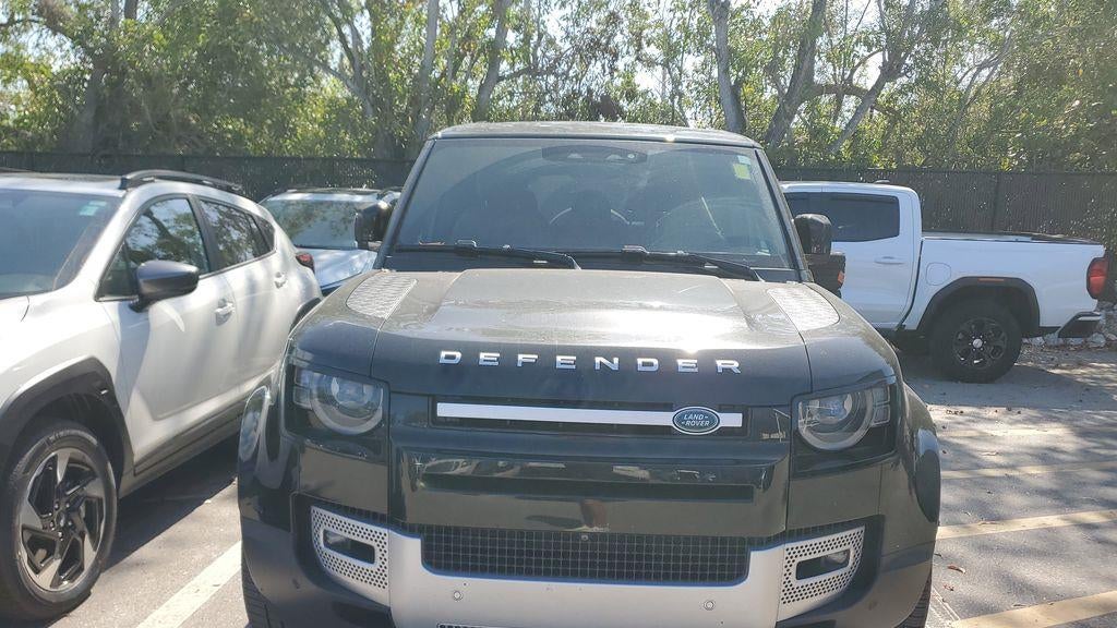 2023 Land Rover Defender 130 SE