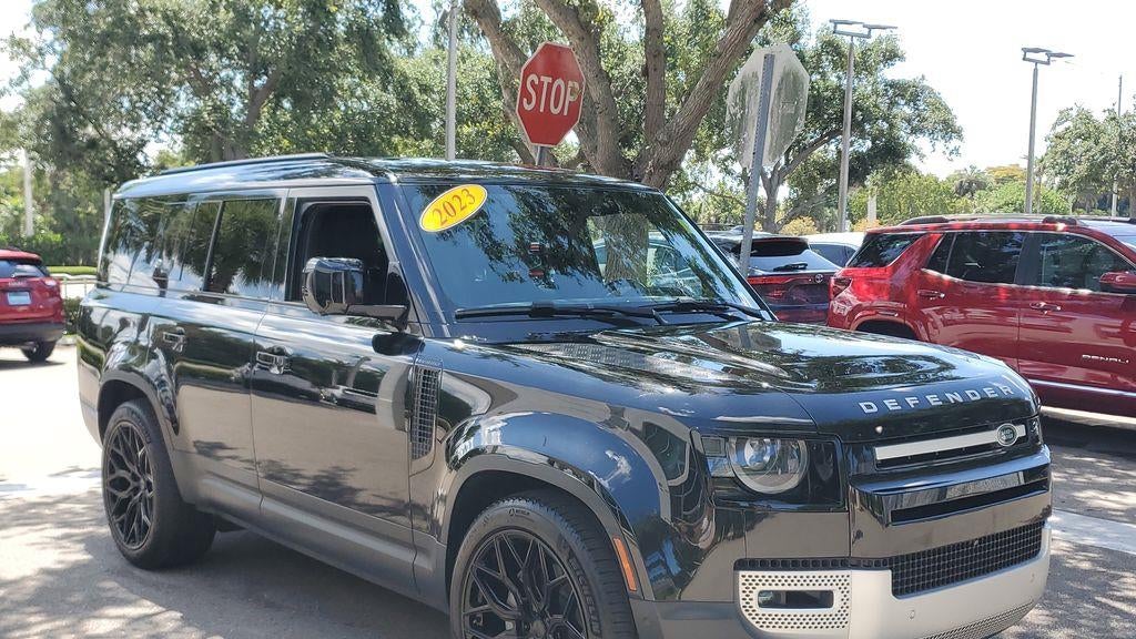 2023 Land Rover Defender 130 SE