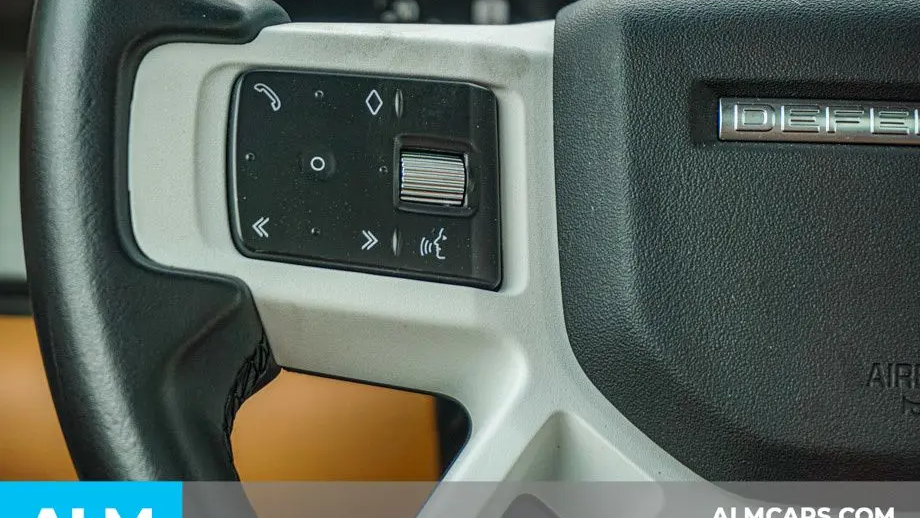 2023 Land Rover Defender 130 SE