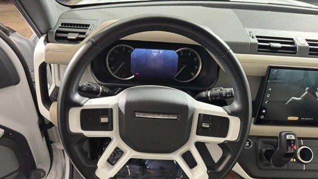 2023 Land Rover Defender 130 SE