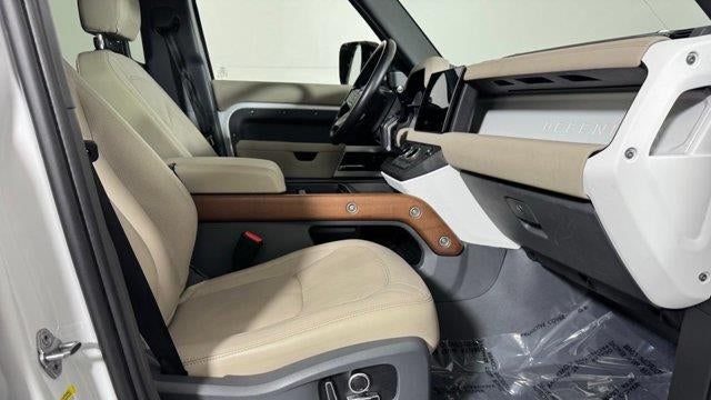 2023 Land Rover Defender 130 SE