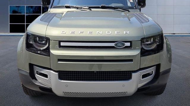 2021 Land Rover Defender 90 First Edition
