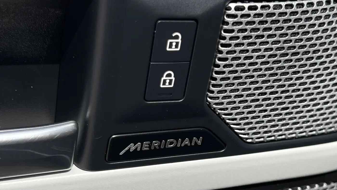 2023 Land Rover Defender 130 First Edition